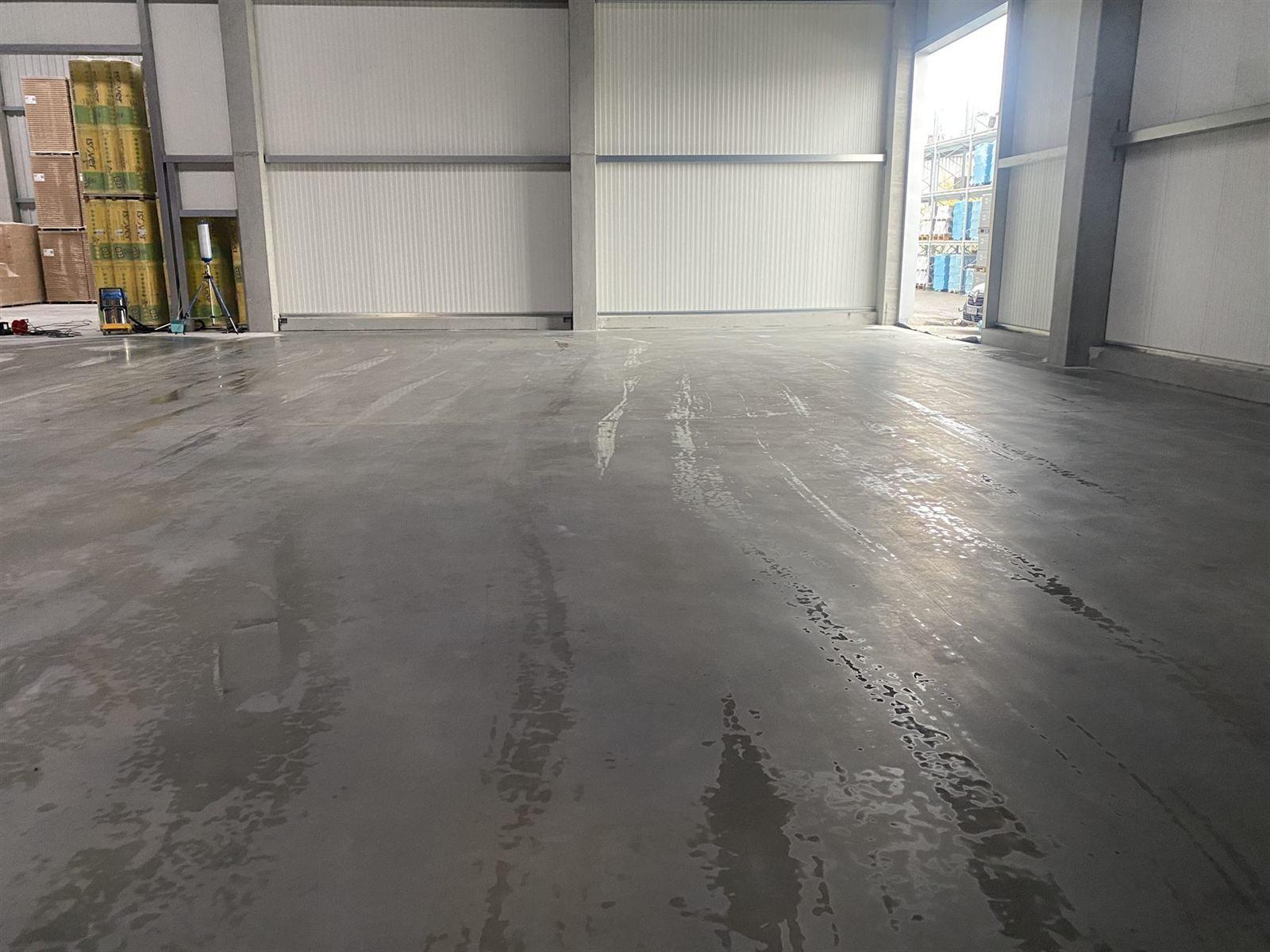 Industrielle Hallenreinigung